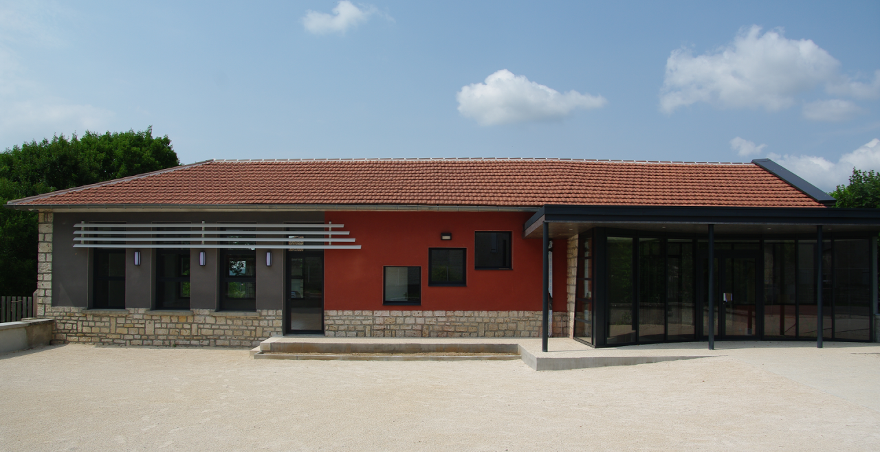 Réhabilitation de l'ancienne école pour en faire la mairie